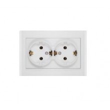 Розетка СП 2-м IP20 16А, с/з бел. Бриллиант (10/100)